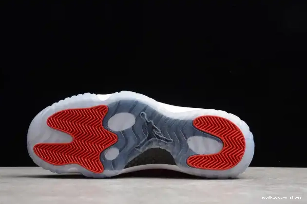 RetroGym 11 Red Air Jordan 378037-623 0524